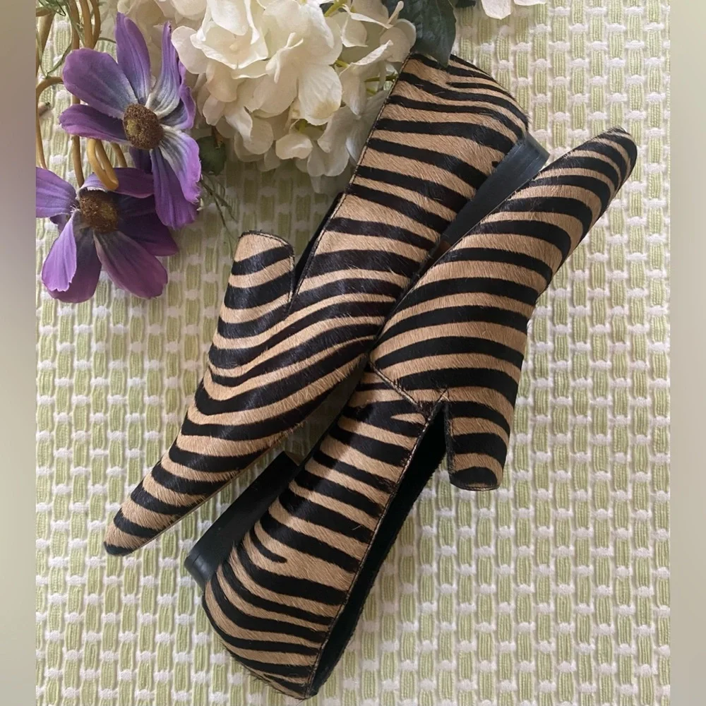 💝Zara Calf Hair Zebra Print Loafers💝 - Picture 3 of 9